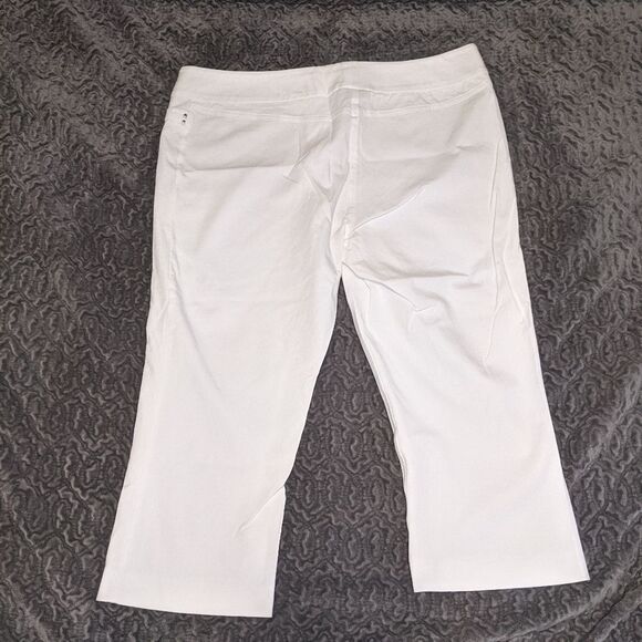 Alfani white capri's - Picture 2 of 4